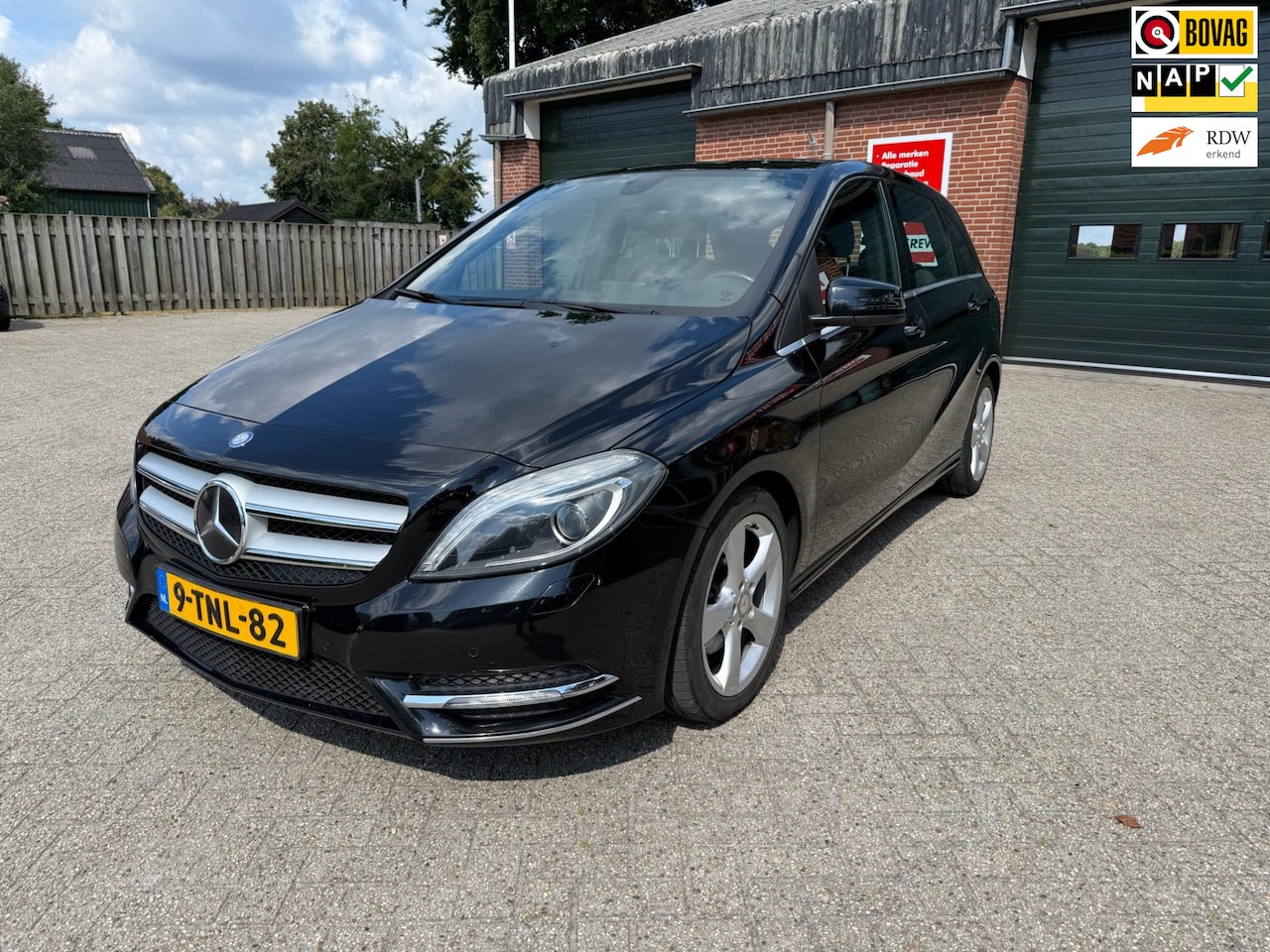 Mercedes-Benz B-klasse - 180 Ambition Xenon Cruise Navi - AutoWereld.nl