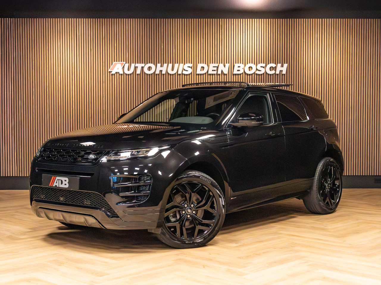 Land Rover Range Rover Evoque - P300e AWD R-Dynamic 309pk - AutoWereld.nl