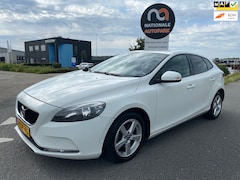 Volvo V40 - 2013 * 1.6 D2 Kinetic * LMV * ELEC. RAMEN * AIRCO * CLIMA