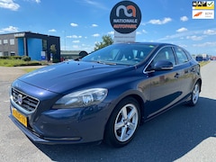 Volvo V40 - 2014 * 1.6 D2 Summum * LMV * AIRCO * ELEC. RAMEN * CRUISE CONTROL
