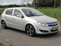 Opel Astra - 1.6 Essentia Met Airco I Elektr ramen I Sportvelgen