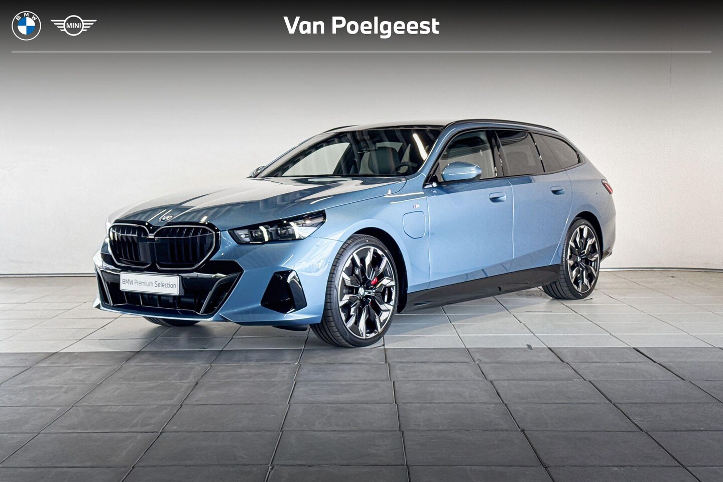 BMW 5-serie Touring - 550e xDrive | M Sport Pro | Innovation Pack | Travel Pack | Comfort Pack | Trekhaak - AutoWereld.nl