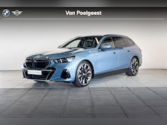 BMW 5-serie Touring - 550e xDrive | M Sport Pro | Innovation Pack | Travel Pack | Comfort Pack | Trekhaak