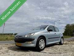 Peugeot 206 - 1.6-16V Gentry Premium, Airco, 142.000 km NAP