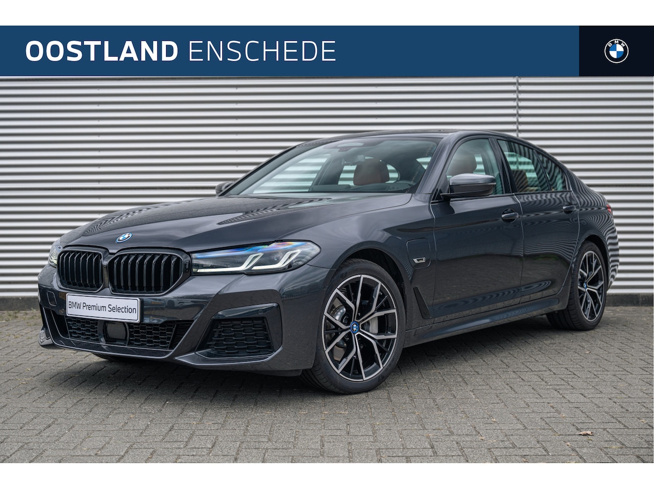 BMW 5-serie - 530e High Executive M Sport Automaat / Schuif-kanteldak / Adaptief onderstel / Stoelverwar - AutoWereld.nl