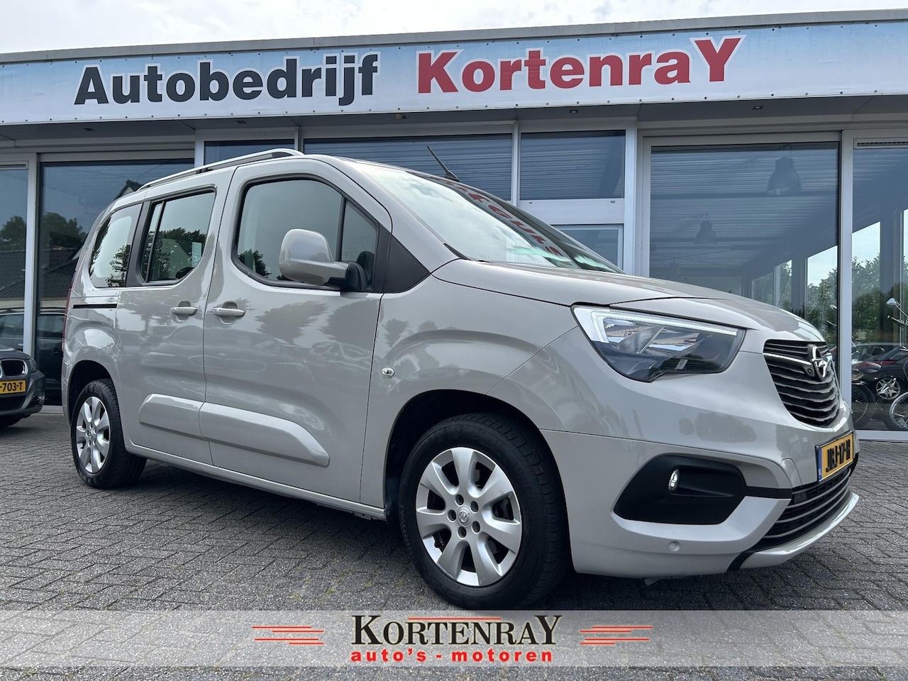 Opel Combo Tour - 1.2 Turbo L1H1 Edition 100% dealer onderhouden/navi/ijskoude airco/pdc/nieuwstaat - AutoWereld.nl