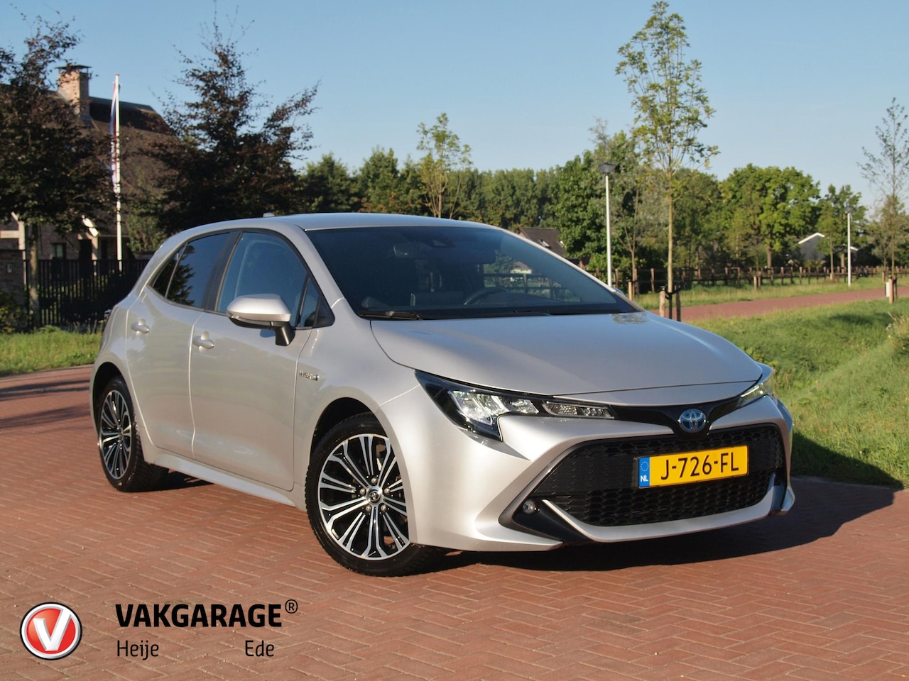 Toyota Corolla - 1.8 Hybrid Business Plus | Camera | Apple Carplay | Stoelverwarming | Dealeronderhouden | - AutoWereld.nl