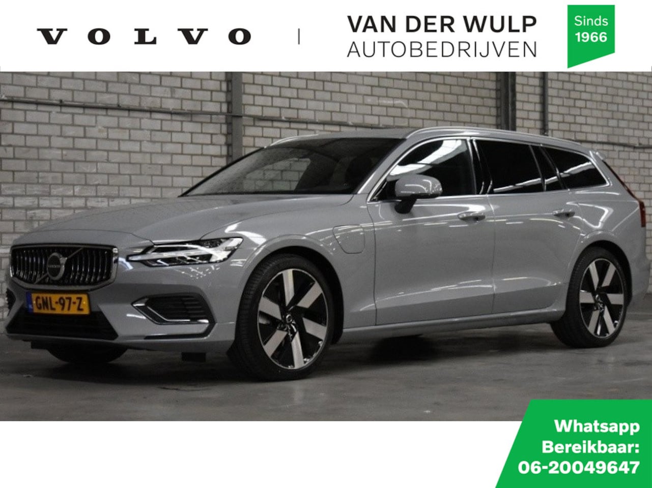 Volvo V60 - T6 350pk AWD Essential Bright | Leder | Driver | Climate 19'' - AutoWereld.nl
