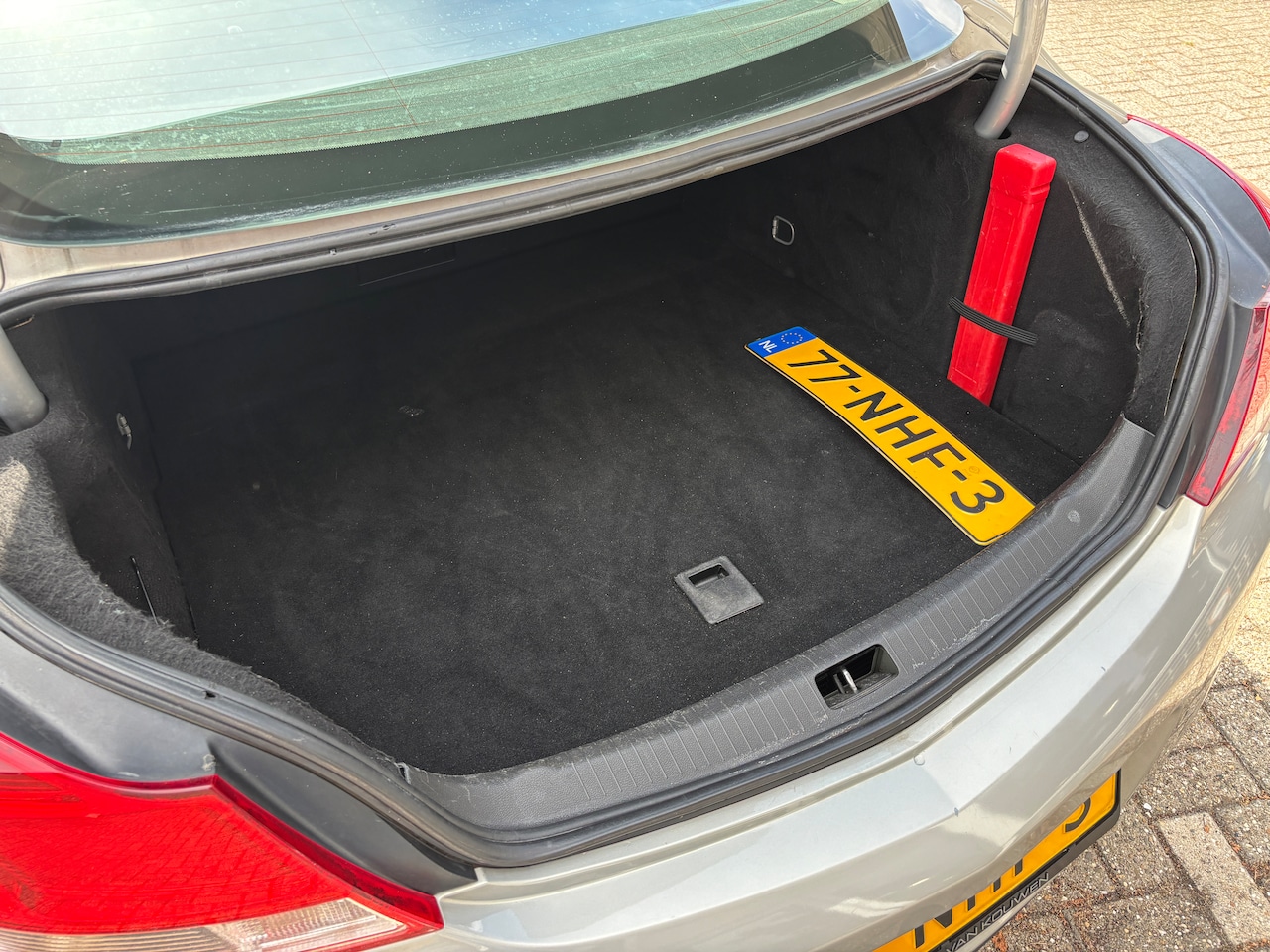 Opel Insignia - 2.0 T Sport 4x4 | 220pk. Navi. Trekh. 1800kg trekgewicht.