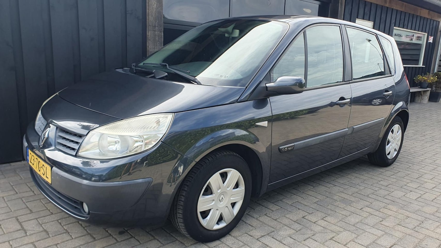 Renault Scénic - 1.6-16V Dynamique Comfort 1.6-16V Dynamique Comfort - AutoWereld.nl