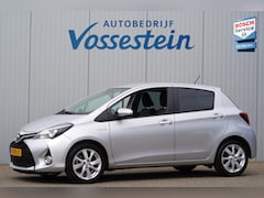 Toyota Yaris - 1.5 Hybrid Dynamic / Camera / Navigatie / Privacy glas / Clima / 75dkm