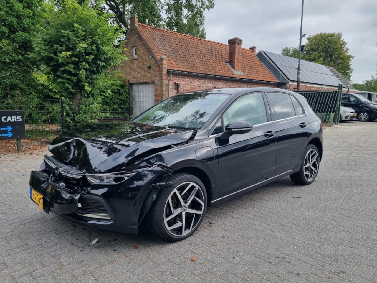 Volkswagen Golf - eHybrid Pano Navi Led - AutoWereld.nl