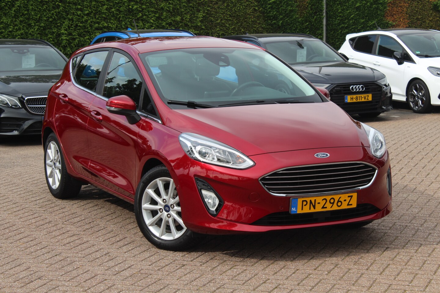 Ford Fiesta - 1.0 EcoBoost Titanium / Camera / Navigatie / 16'' / B&O / DAB / Getint glas / Cruise Contr - AutoWereld.nl