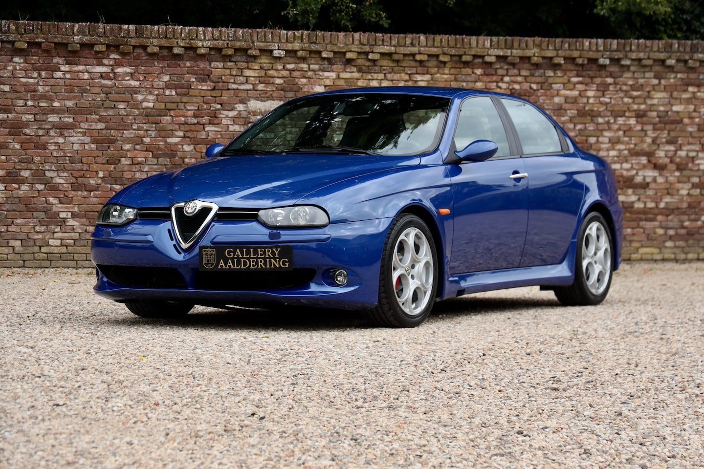 Alfa Romeo 156 - 3.2 GTA Berlina "VAT/BTW-deductible" Livery in Blu Daytona with Bi-colore Cuoio Imola, Exe - AutoWereld.nl