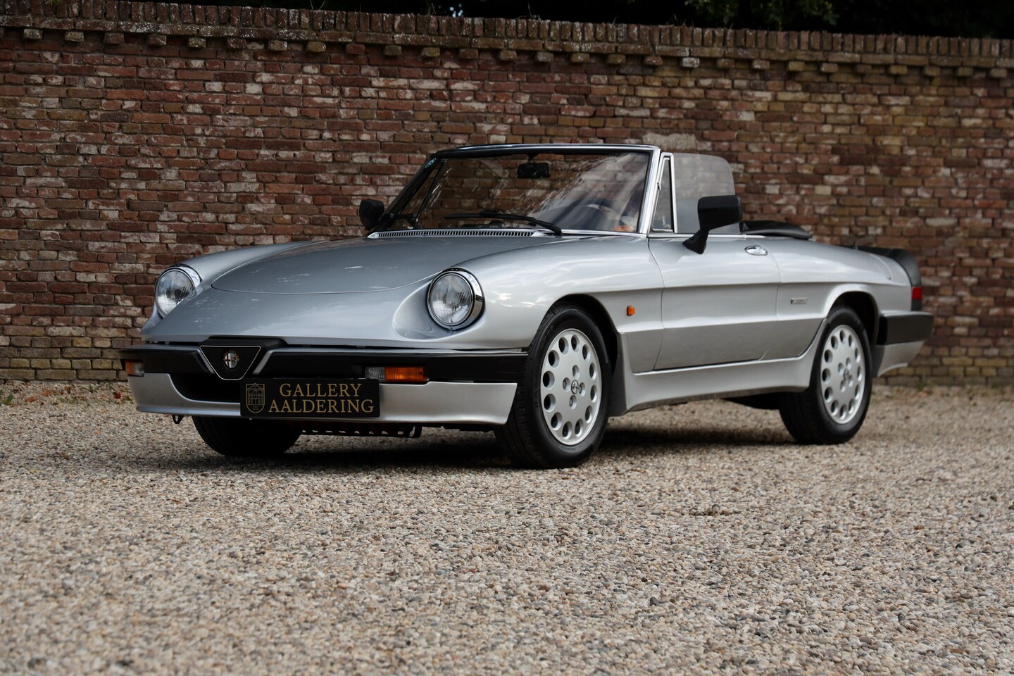 Alfa Romeo Spider - 2.0 QV "Argento" The sportive QV - "Quadrifoglio Verde" - version within the 3rd series Sp - AutoWereld.nl