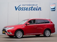 Mitsubishi Outlander - 2.4 PHEV Intense+ / Schuifdak / Trekhaak / Power Sound System / Camera / 104dkm