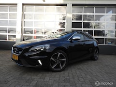 Volvo V40 - 1.6 T3 R-Design