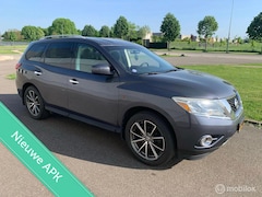 Nissan Pathfinder - 3.5 V6 4WD LPG / G3 7 ZITPLAATSEN