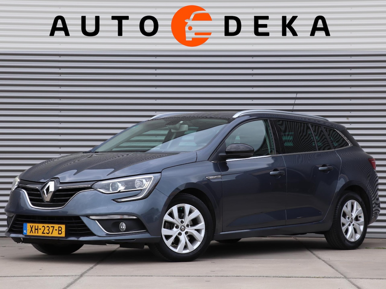 Renault Mégane Estate - 1.3 TCe Limited *Navigatie*Trekhaak*Parkeersens.* - AutoWereld.nl