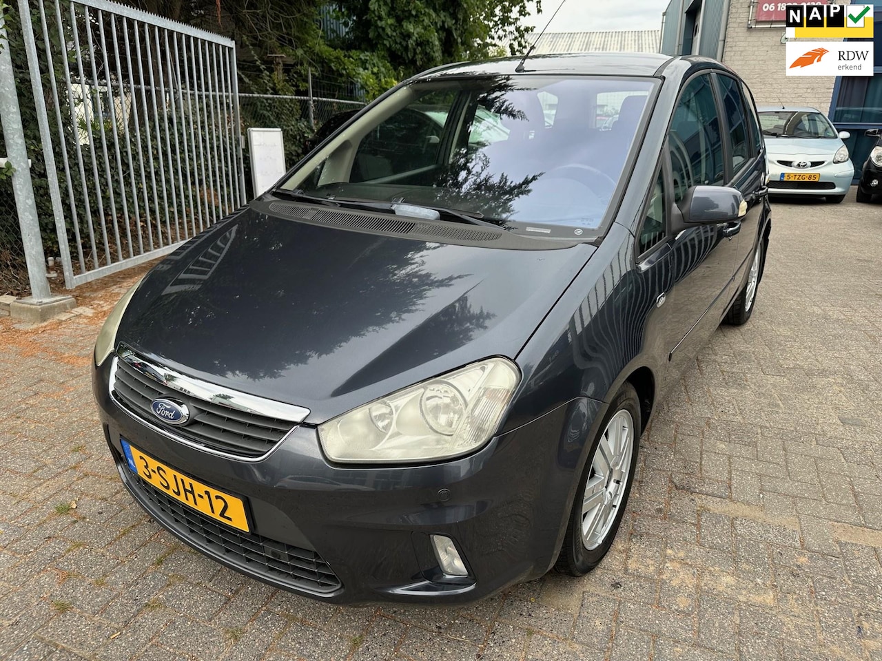 Ford C-Max - 1.8-16V Ghia 1.8-16V Ghia, Airco, APK 04/26 - AutoWereld.nl