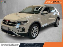 Volkswagen T-Roc - 1.5 TSI Style Automaat Climate control Camera Lane assist Dodehoek Assistent LED verlichti