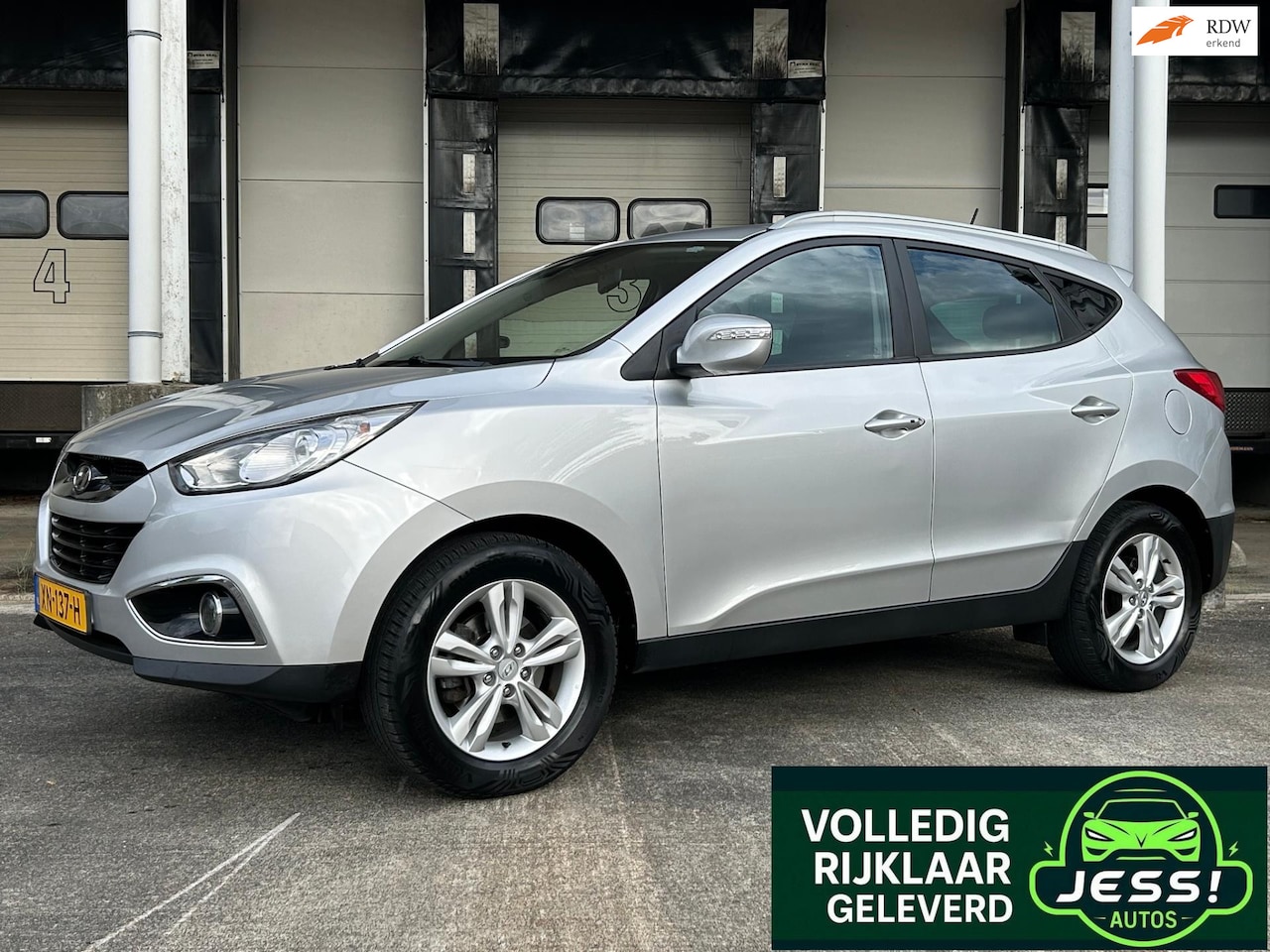 Hyundai ix35 - 2.0i Business Edition / Automaat / Stoelverwarming / Camera - AutoWereld.nl