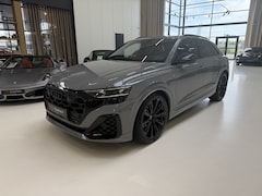 Audi Q8 - 60 TFSI e S Competition | Carbon binnen en buiten | 5 jaar garantie |