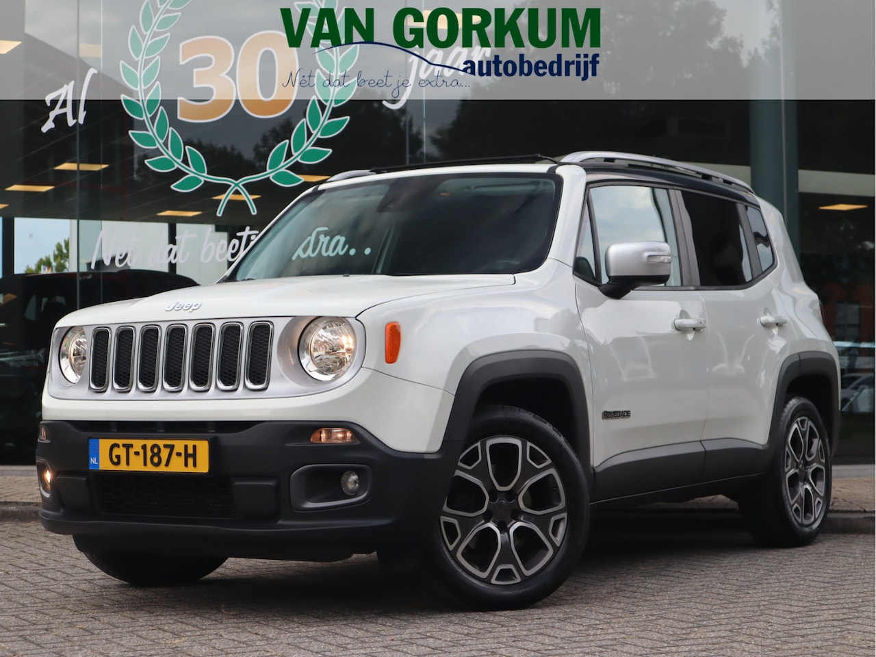 Jeep Renegade - 1.4 MultiAir Limited AWD 4x4 / panoramadak - AutoWereld.nl