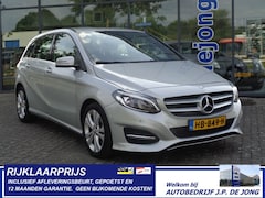Mercedes-Benz B-klasse - 180 Ambition AUTOMAAT Clima Navi Half leer/half stof Parkeersensoren voor en achter Cruise NL