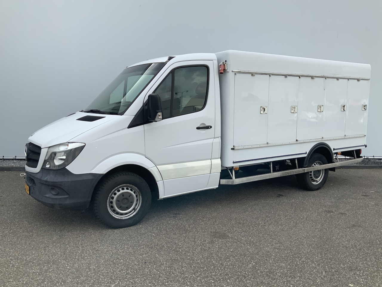 Mercedes-Benz Sprinter - 310 2.2 CDI 366 ( Motor Defect ) Vries auto _40gr onder nul Euro  5 Export - AutoWereld.nl