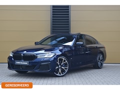 BMW 5-serie - 530i High Executive * M Sportpakket * Comfortstoelen * Laser * Schuifdak * Live cockpit