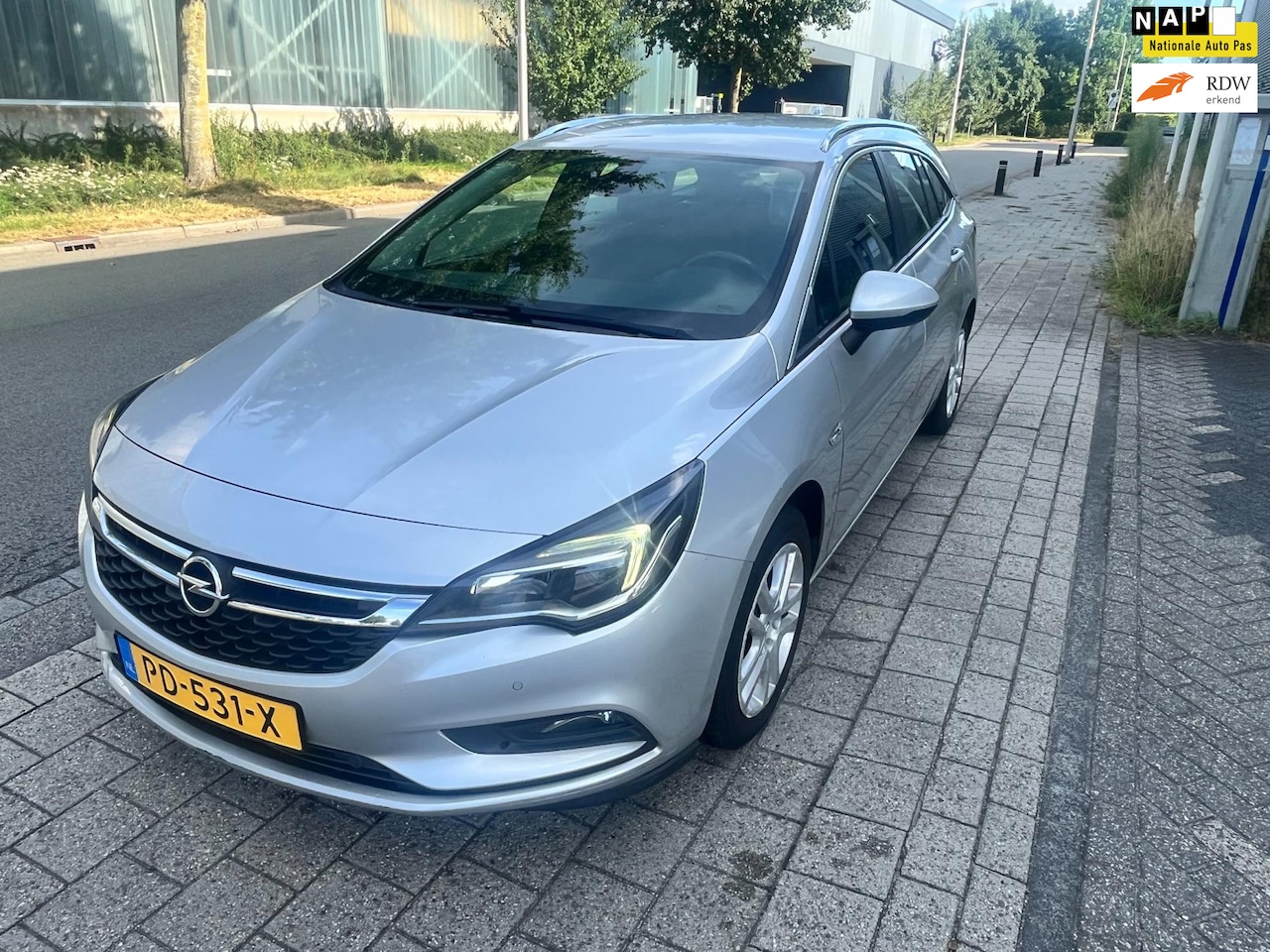 Opel Astra Sports Tourer - 1.6 CDTI Online Edition 1.6 CDTI Online Edition, MOTOR SCHADE, Inruil mogelijk. - AutoWereld.nl
