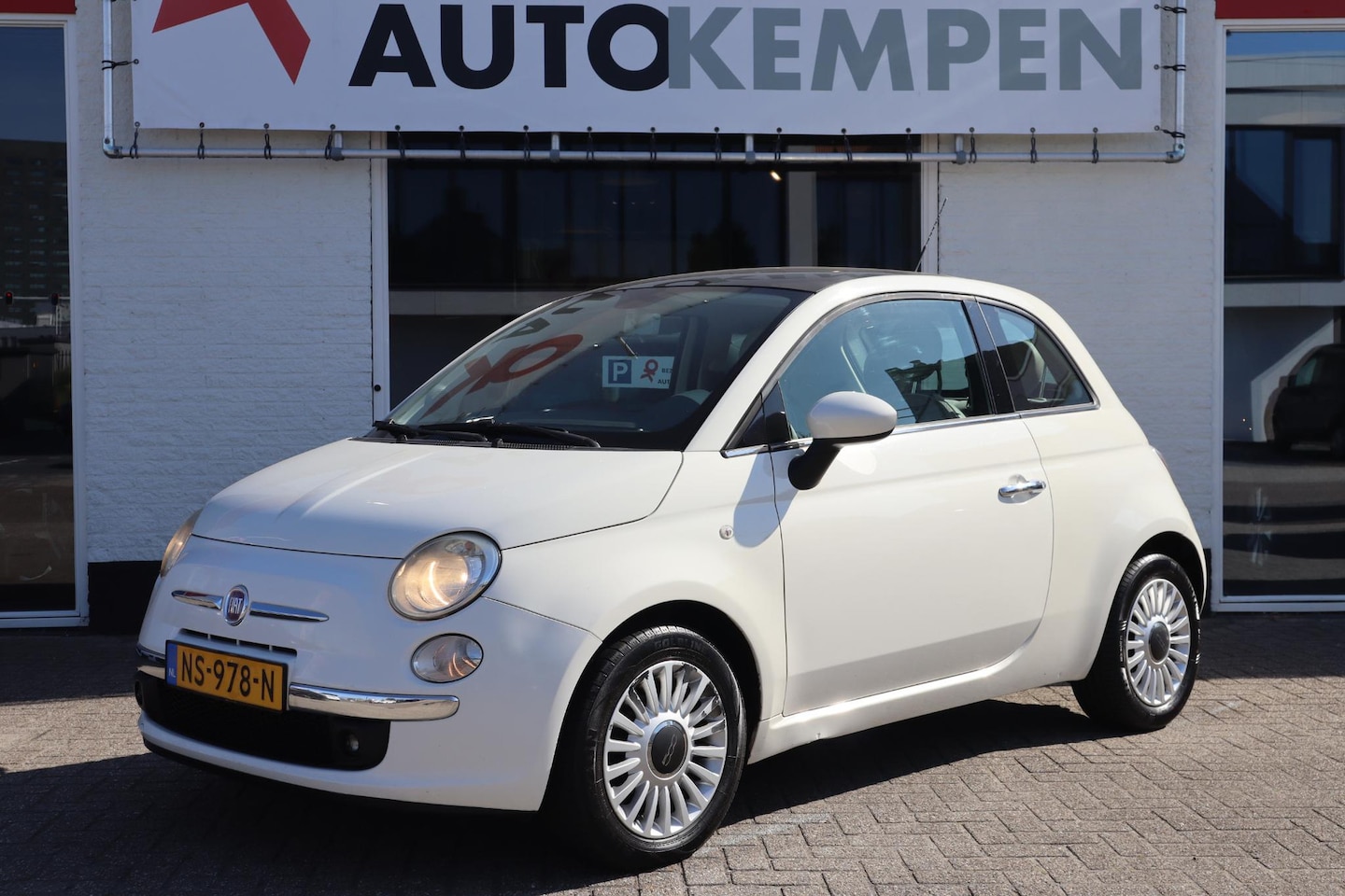 Fiat 500 - 1.2 Pop AIRCO|PANORAMADAK|BLUETOOTH|NIEUWE APK - AutoWereld.nl