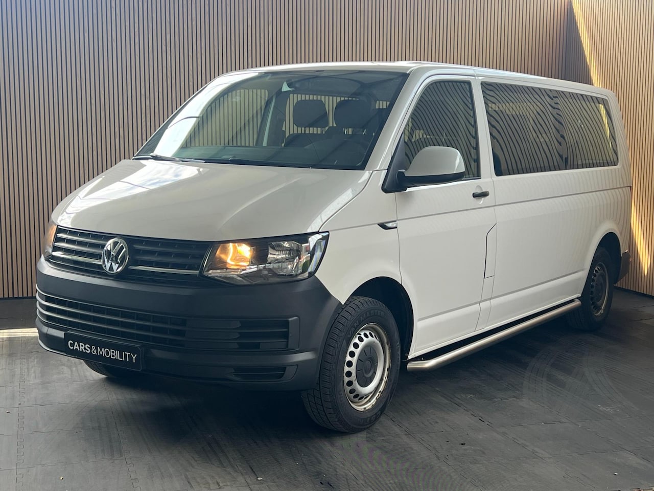 Volkswagen Transporter Kombi - 2.0 TSI L2H1| Rijklaar | Excl. btw. geen bpm. - AutoWereld.nl