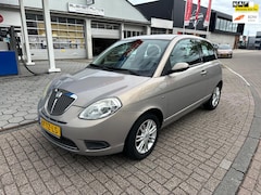 Lancia Y(psilon) - Ypsilon 1.4 Oro