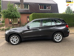 BMW X5 - XDrive40e 313 PK Aut luchtvering leder xenon navigatie