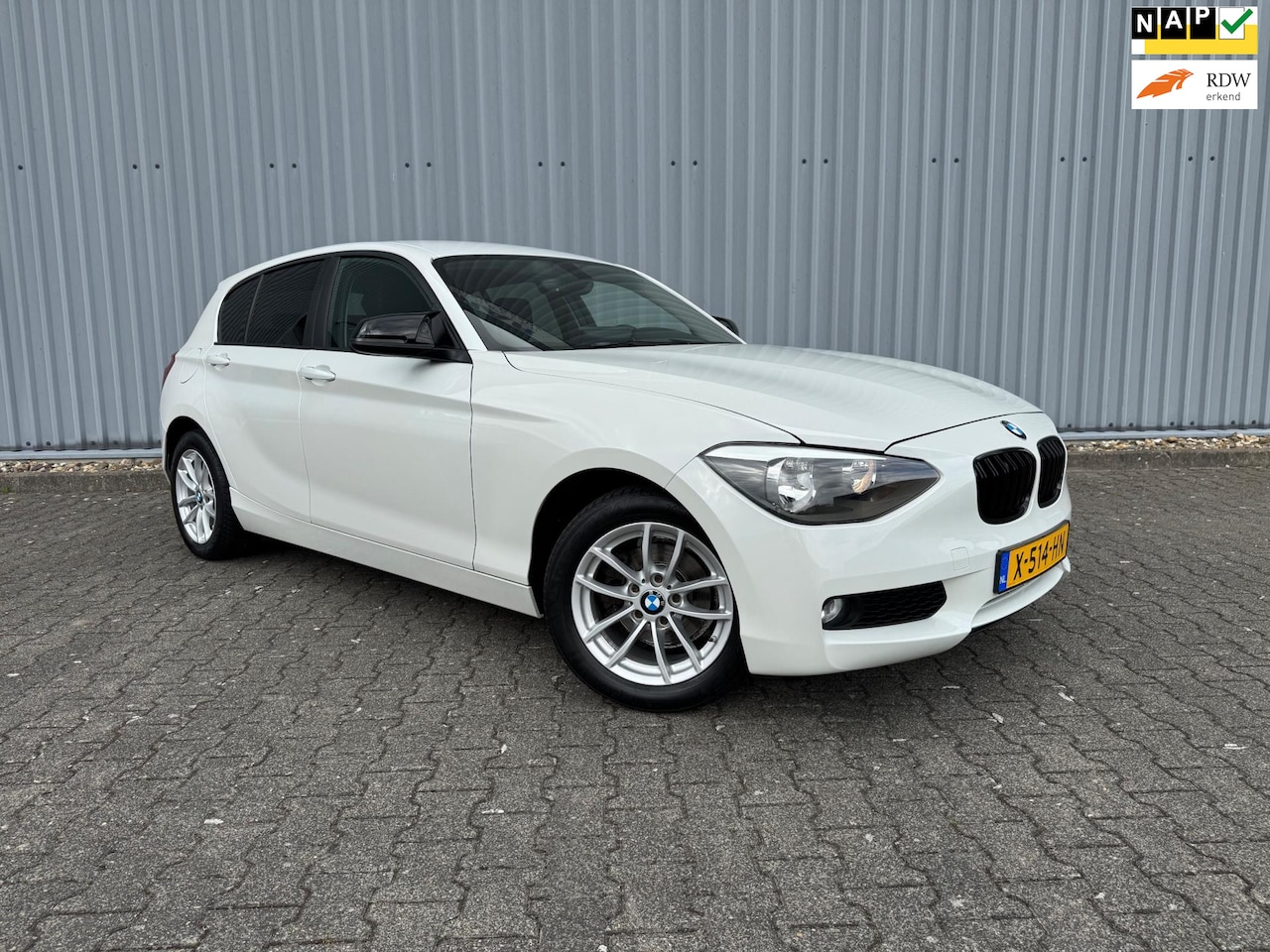BMW 1-serie - 116i Business edition | M-PAKKET | AUTOMAAT | CLIMA | CRUISE | - AutoWereld.nl