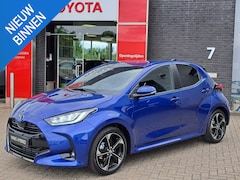 Toyota Yaris - 1.5 Hybrid 130 Executive STOELVERWARMING BLIND SPOT PDC MET REMFUNCTIE SPORTSTOELEN 17"