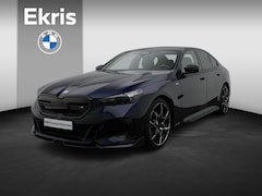 BMW i5 - M60 xDrive M Sportpakket Pro | Innovation Pack | Travel Pack | Comfort Pack | Adaptief M O