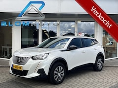 Peugeot e-2008 - EV 136PK 50KWH NL AUTO LAGE KM STAND NAVI+CAM