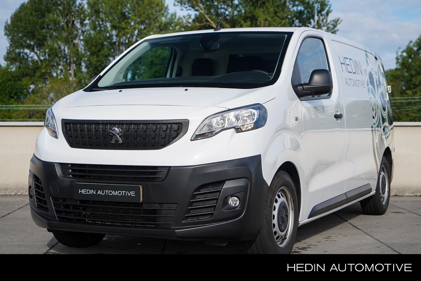 Peugeot Expert - 1.5 BlueHDI 100 S&S L2 3 zitplaatsen | Trekhaak | Camera | Navigatie | - AutoWereld.nl