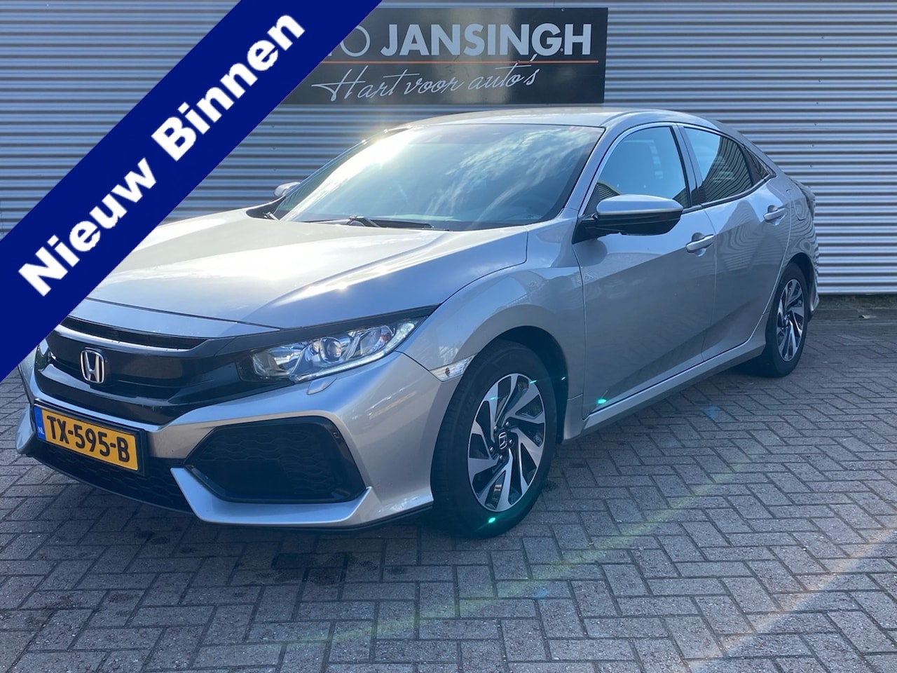 Honda Civic - 1.0 i-VTEC Comfort | ACC | Climate | Navigatie | Bluetooth | 147PK! | RIJKLAARPRIJS INCL 1 - AutoWereld.nl