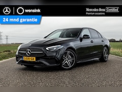 Mercedes-Benz C-klasse - 180 | AMG Line | Nightpakket | Dodehoekassistent | Apple CarPlay/Android Auto | Parkeerpak
