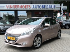 Peugeot 208 - 1.6 Benzine 120 pk. * Luxe Allure * Navigatie * L.M. Velgen * Climate & Cruise Control * T