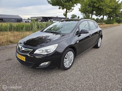 Opel Astra - 1.4 Edition Airco / Cruise / 5Drs / LV / KOOPJE