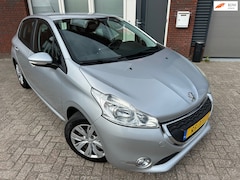 Peugeot 208 - 1.2 VTi Blue Lease Executive / PDC / Clima / Cruise