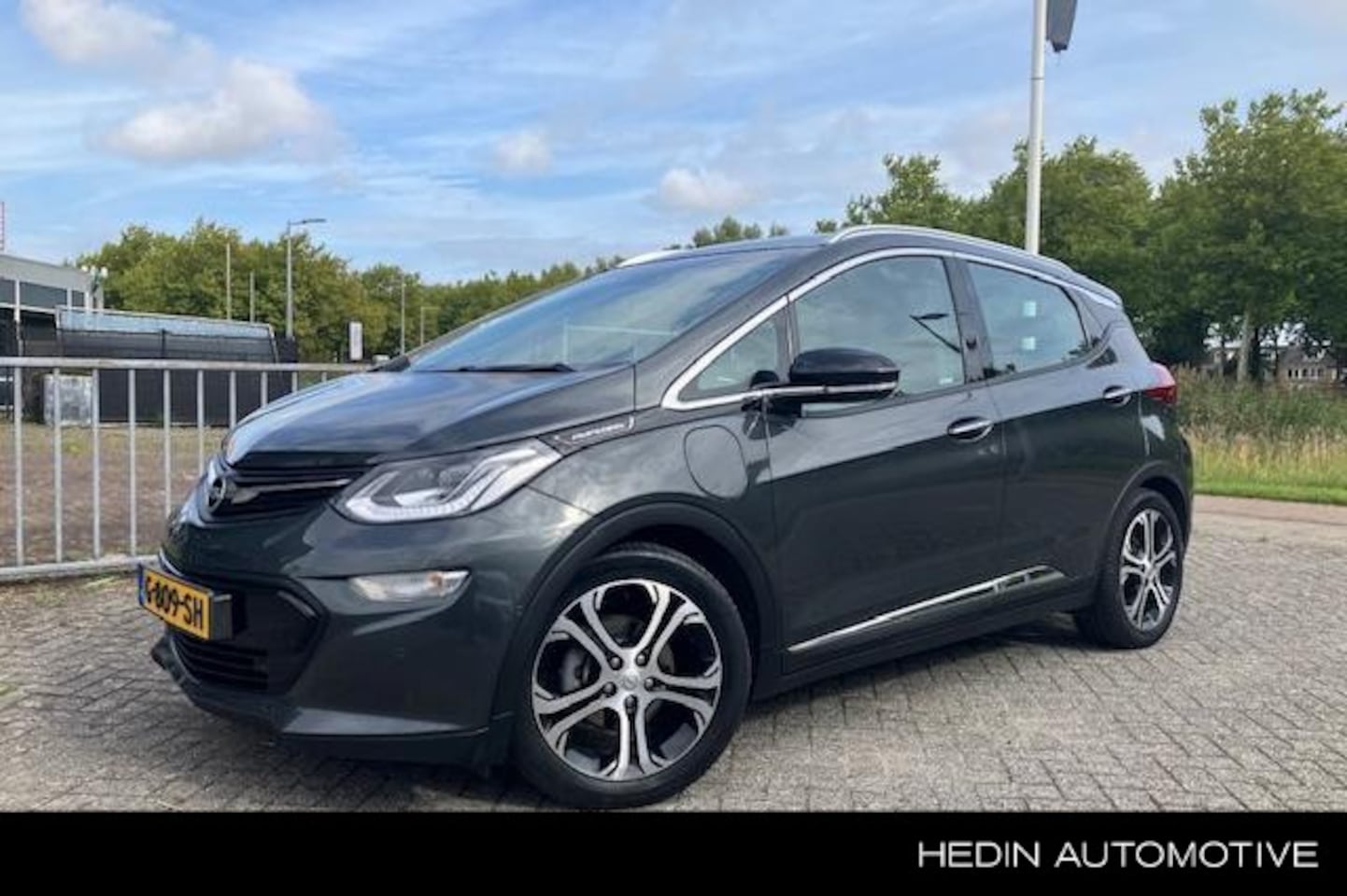 Opel Ampera-e - Business executive 60 kWh - AutoWereld.nl