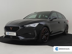 CUPRA Leon Sportstourer - Business VZ e-Hybrid 245pk Trekhaak | Stoelverwarming | Camera | Keyless | Navigatie | App