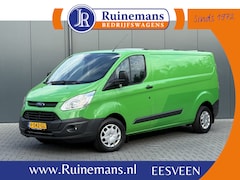 Ford Transit Custom - 2.0 TDCI 131 PK E6 / L2H1 / 1e EIG. / 2.6 TONS TREKHAAK / AIRCO / CRUISE / NAVI / PDC