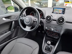 Audi A1 Sportback - 1.2 TFSI S-Line Navi/Xenon/Bluetooth/Airco/PDC